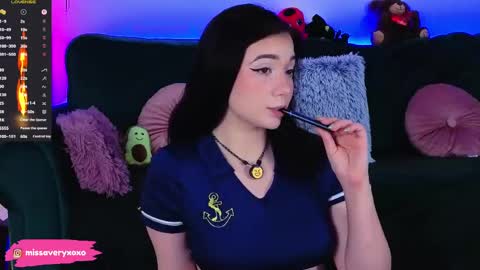 AveryWillow online show from April 5, 2026, 10:07 pm