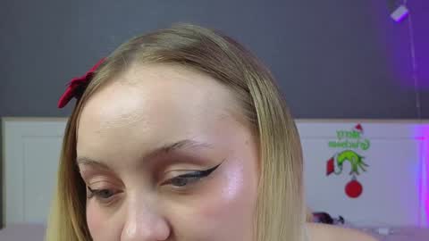 avgustina_love online show from January 4, 2025, 1:21 pm