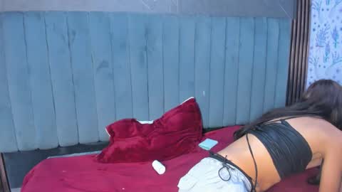 Snapshot of avi_thomsonn chatting on February 13, 2026, 9:55 pm avi_thomsonn online show from February 13, 2026, 9:55 pm