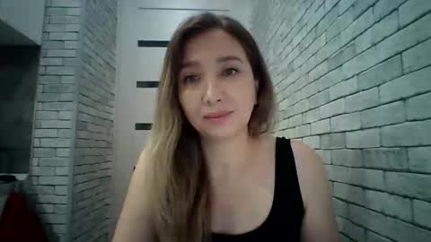 avinelra online show from March 27, 2026, 3:56 pm