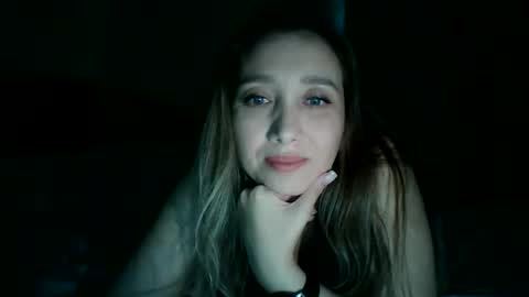 Snapshot of avinelra chatting on May 5, 2026, 2:14 pm avinelra online show from May 5, 2026, 2:14 pm