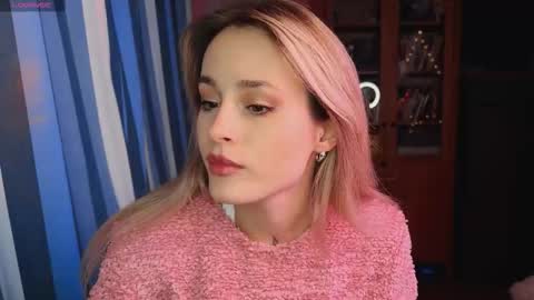 Snapshot of aviva_faith chatting on November 17, 2025, 5:30 pm Aviva online show from November 17, 2025, 5:30 pm