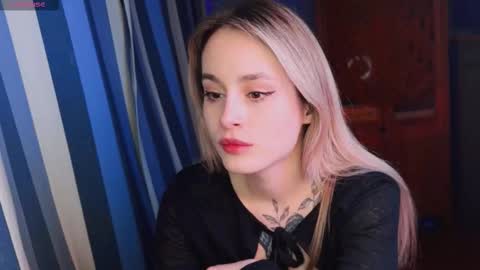 Snapshot of aviva_faith chatting on November 20, 2025, 6:07 pm Aviva online show from November 20, 2025, 6:07 pm