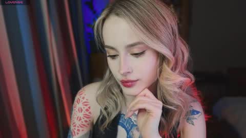 Snapshot of aviva_faith chatting on April 28, 2026, 8:03 pm Aviva online show from April 28, 2026, 8:03 pm