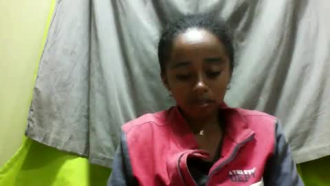 Snapshot of avontsoaldy chatting on April 24, 2026, 3:25 pm avontsoaldy online show from April 24, 2026, 3:25 pm