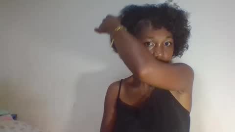 avotraina online show from February 18, 2026, 3:24 am