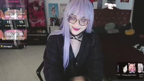 Abril online show from February 19, 2025, 3:06 am