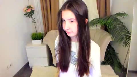 Avrora online show from February 12, 2026, 7:42 pm