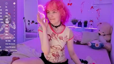 Snapshot of awawrin chatting on February 3, 2026, 8:58 pm Awi online show from February 3, 2026, 8:58 pm