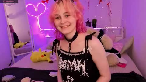 Snapshot of awawrin chatting on March 13, 2026, 8:48 pm Awi online show from March 13, 2026, 8:48 pm