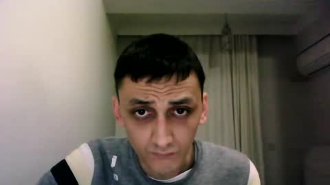 awesenheit online show from January 13, 2025, 1:28 pm