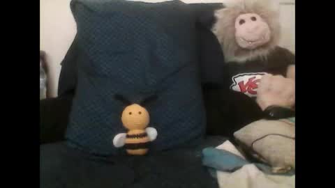 aweshite online show from March 8, 2025, 6:47 pm