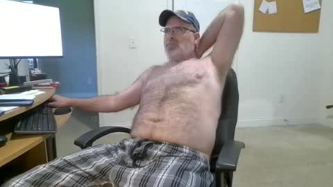Snapshot of awesnead chatting on July 30, 2026, 4:28 pm awesnead online show from July 30, 2026, 4:28 pm