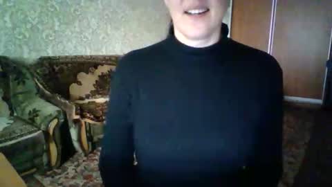 Snapshot of awesomeladyy chatting on November 4, 2025, 8:24 am awesomeladyy online show from November 4, 2025, 8:24 am