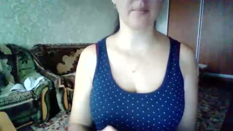 Snapshot of awesomeladyy chatting on November 8, 2025, 9:20 am awesomeladyy online show from November 8, 2025, 9:20 am