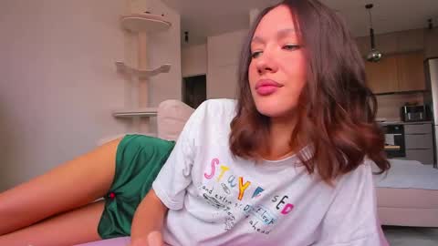 Snapshot of awgustina_sweetheart22 chatting on May 3, 2026, 9:26 am Awgustina online show from May 3, 2026, 9:26 am
