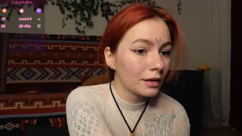 Snapshot of aww_burn chatting on December 22, 2025, 12:51 am Tris online show from December 22, 2025, 12:51 am