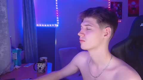 axel_0ne online show from February 24, 2026, 11:36 pm