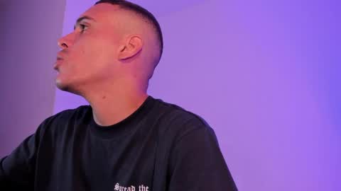 Snapshot of axel__fierro chatting on April 12, 2026, 7:52 pm axel__fierro online show from April 12, 2026, 7:52 pm