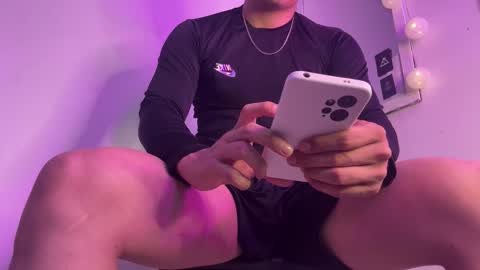 Snapshot of axel_es chatting on February 24, 2026, 12:08 am axel_es online show from February 24, 2026, 12:08 am