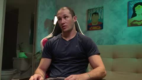 Axel Fairchaild online show from January 13, 2026, 1:49 pm