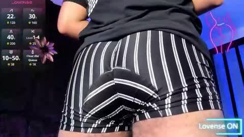 axel_grey_ online show from December 14, 2025, 1:05 pm