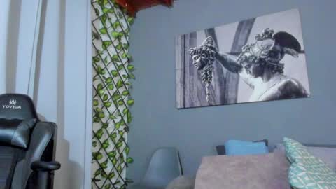 Axel online show from December 3, 2024, 1:08 am