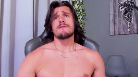 Axel online show from February 17, 2025, 8:58 pm