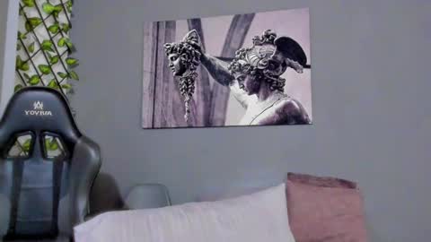 Axel online show from March 2, 2025, 2:51 am