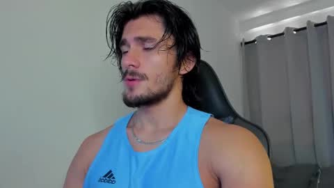 Axel online show from October 2, 2025, 3:41 pm