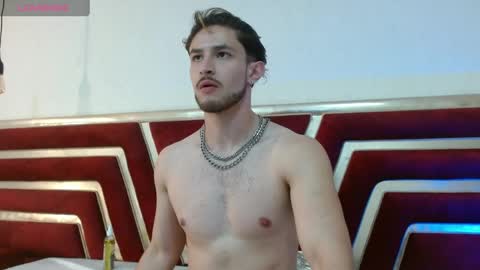 Snapshot of axel_porn_ chatting on May 7, 2026, 12:38 am Axel online show from May 7, 2026, 12:38 am