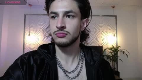 Snapshot of axel_porn_ chatting on June 10, 2026, 1:06 am Axel online show from June 10, 2026, 1:06 am