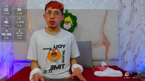 Snapshot of axel_tay1 chatting on December 18, 2025, 12:00 pm AXEL online show from December 18, 2025, 12:00 pm