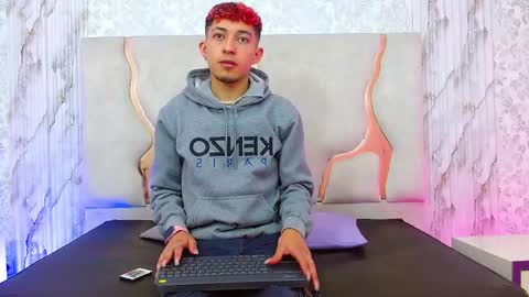 Snapshot of axel_tay1 chatting on February 2, 2026, 12:48 pm AXEL online show from February 2, 2026, 12:48 pm