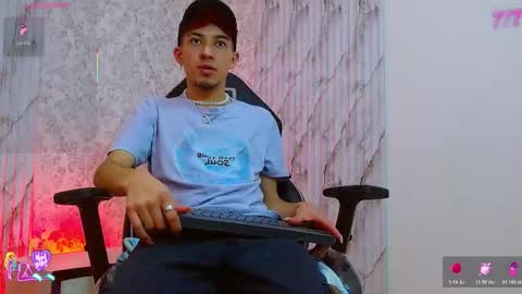 Snapshot of axel_tay1 chatting on February 16, 2026, 12:12 pm AXEL online show from February 16, 2026, 12:12 pm