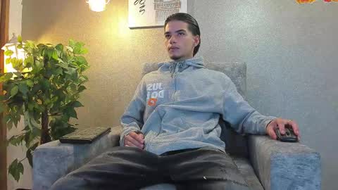 axel  online show from January 8, 2026, 11:23 am