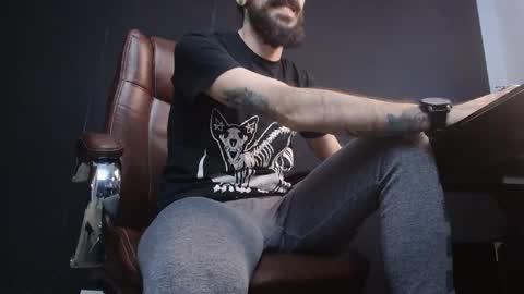 AxelColton online show from March 2, 2025, 8:27 am