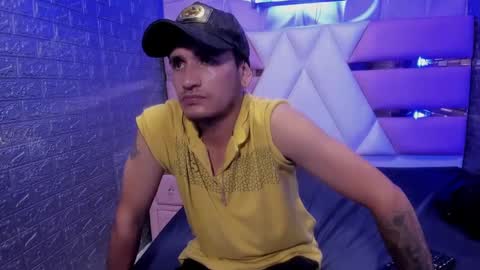 Axell Cross2 online show from January 30, 2025, 12:50 am