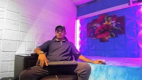 Axell Cross2 online show from October 5, 2025, 2:10 am