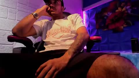 Axell Cross2 online show from October 9, 2025, 3:48 am