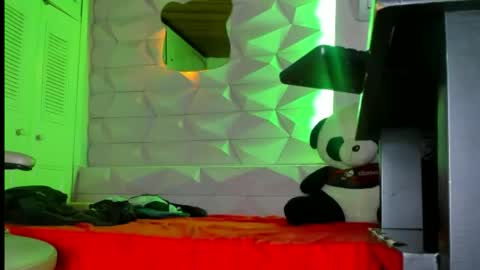 Axell Cross2 online show from November 9, 2025, 9:29 am