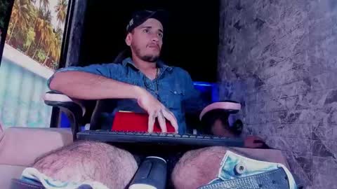 Axell Cross2 online show from March 7, 2026, 12:57 pm