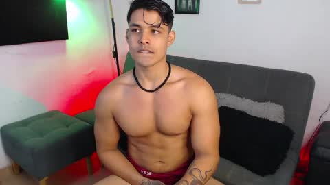 Snapshot of axell_dior chatting on April 25, 2026, 3:09 am axell online show from April 25, 2026, 3:09 am