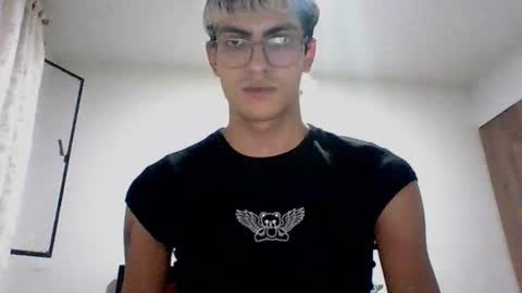 Axel  online show from December 2, 2024, 12:19 am