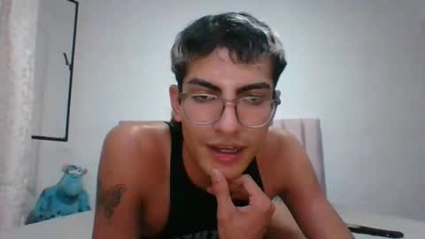 Axel  online show from December 24, 2024, 3:16 am