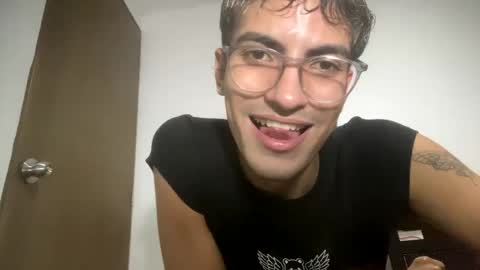 Axel  online show from January 23, 2025, 12:35 am