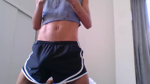 Axel  online show from February 14, 2025, 3:26 pm