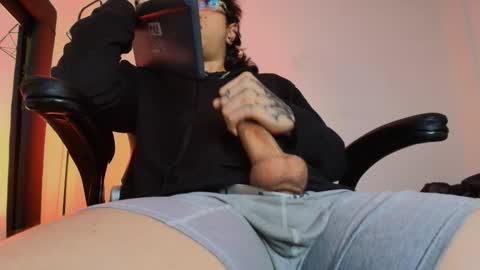 AxellKush online show from March 17, 2026, 9:56 am