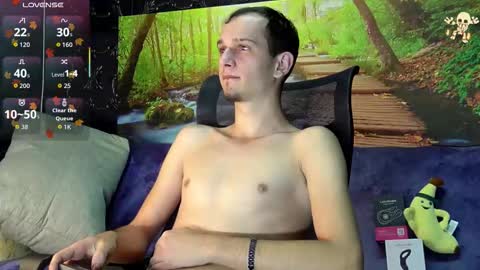 Snapshot of axelmaxximo chatting on November 6, 2025, 4:24 am Axxel online show from November 6, 2025, 4:24 am