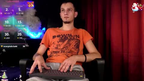 Snapshot of axelmaxximo chatting on December 15, 2025, 6:56 pm Axxel online show from December 15, 2025, 6:56 pm